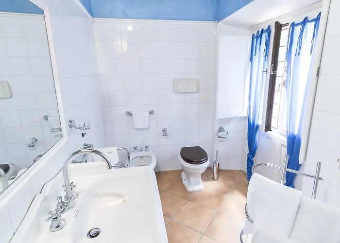 Borgo Spagnoli Gospodarstwo agroturystyczne *